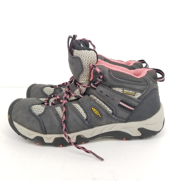 B22 Keen 11200 Womens Koven Mid 